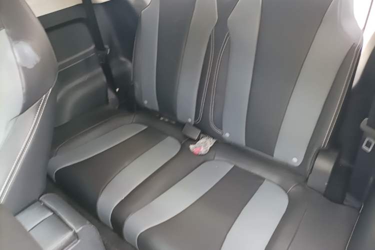 Used Roewe Clever 2022 311km QiQi BoBo Edition Left Rear Seat