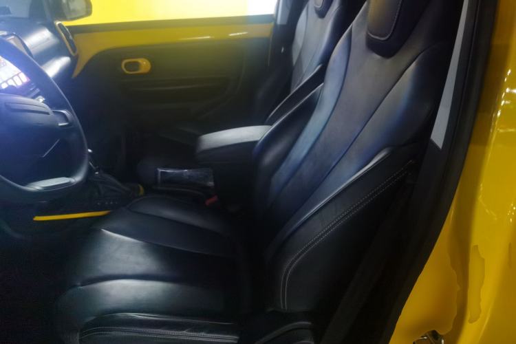 Used Roewe Clever 2022 311km QiQi BoBo Edition Left Rear Seat