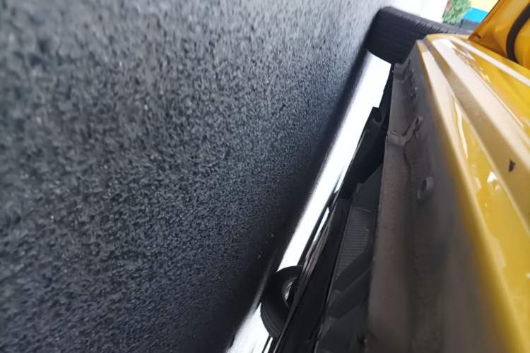 Used Roewe Clever 2022 311km QiQi BoBo Edition Left Side Sill