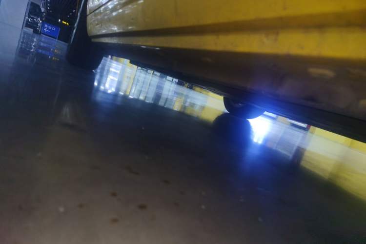 Used Roewe Clever 2022 311km QiQi BoBo Edition Left Side Sill