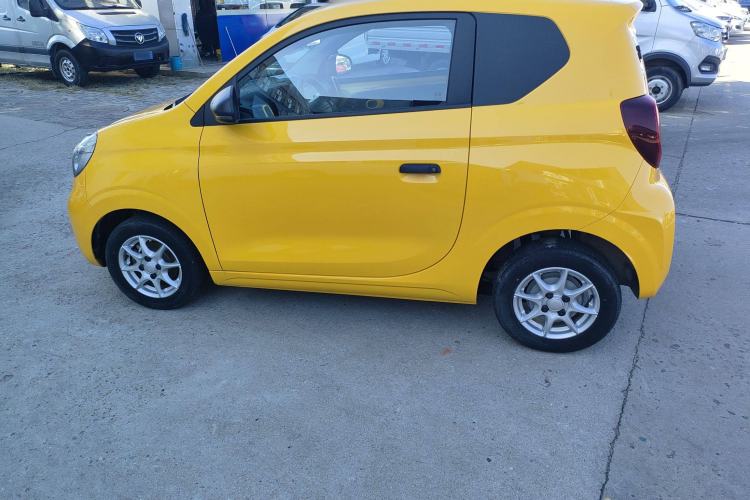 Used Roewe Clever 2022 311km QiQi BoBo Edition Left Side