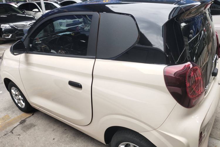 Used Roewe Clever 2022 311km QiQi BoBo Edition Left Side
