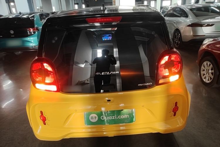 Used Roewe Clever 2022 311km QiQi BoBo Edition Rear