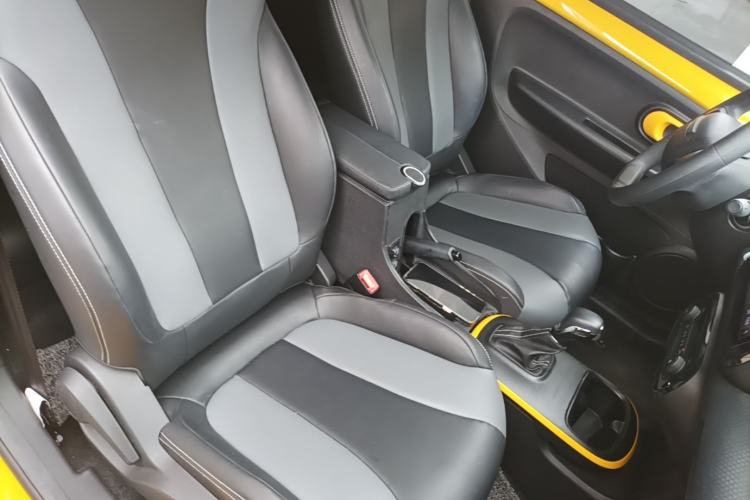 Used Roewe Clever 2022 311km QiQi BoBo Edition Right Front Seat