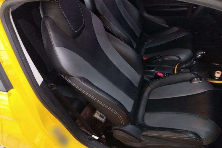 Used Roewe Clever 2022 311km QiQi BoBo Edition Right Front Seat