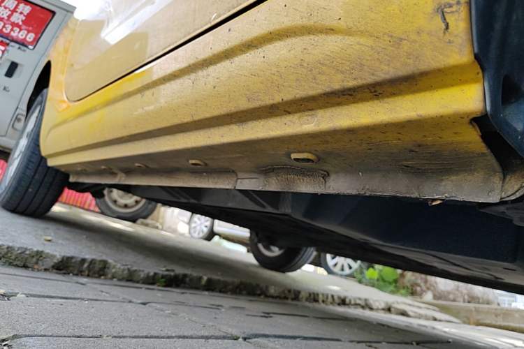Used Roewe Clever 2022 311km QiQi BoBo Edition Right Side Sill