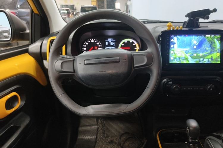 Used Roewe Clever 2022 311km QiQi BoBo Edition Steering Wheel