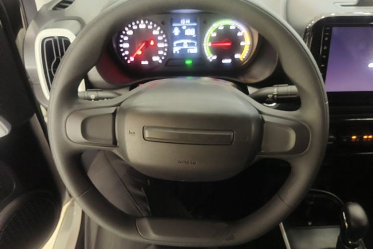 Used Roewe Clever 2022 311km QiQi BoBo Edition Steering Wheel