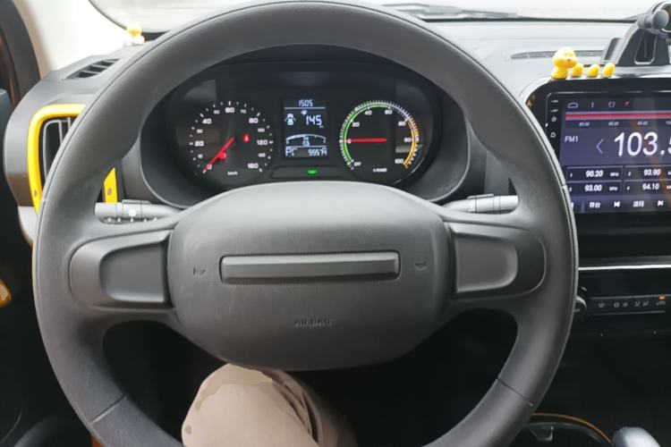 Used Roewe Clever 2022 311km QiQi BoBo Edition Steering Wheel