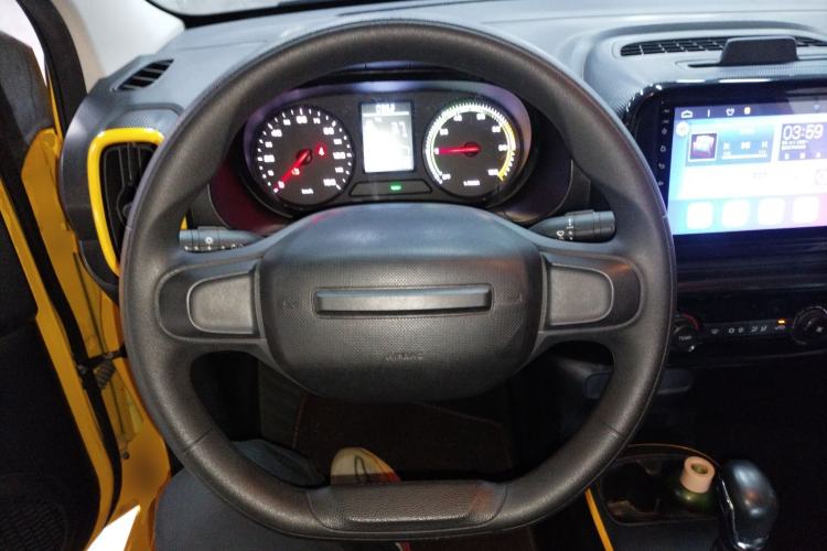 Used Roewe Clever 2022 311km QiQi BoBo Edition Steering Wheel