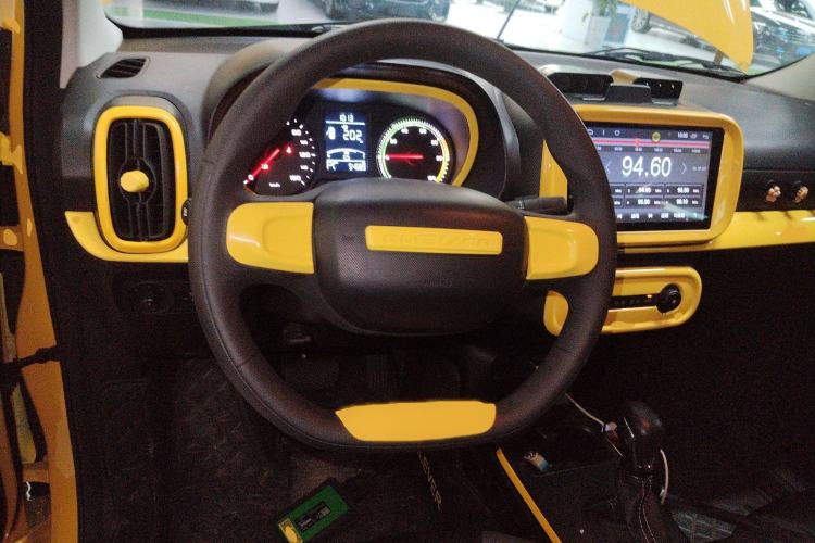 Used Roewe Clever 2022 311km QiQi BoBo Edition Steering Wheel