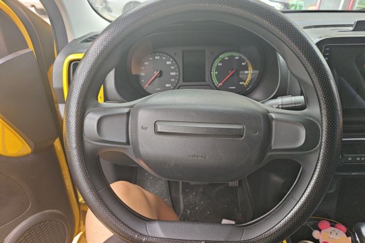 Used Roewe Clever 2022 311km QiQi BoBo Edition Steering Wheel