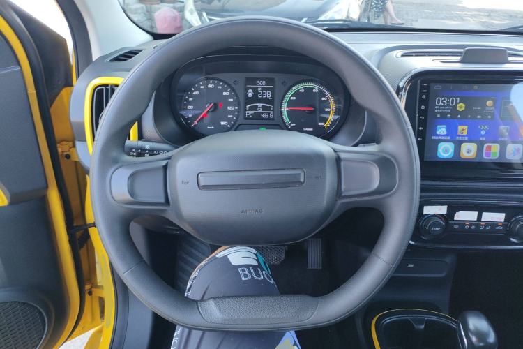 Used Roewe Clever 2022 311km QiQi BoBo Edition Steering Wheel