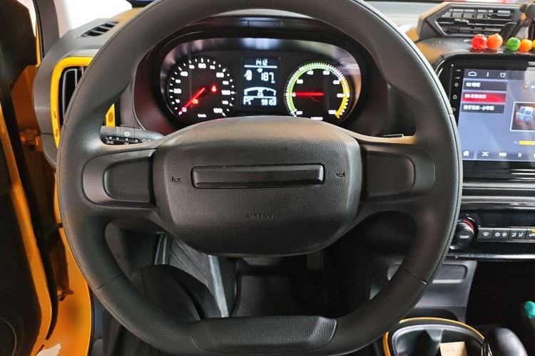 Used Roewe Clever 2022 311km QiQi BoBo Edition Steering Wheel