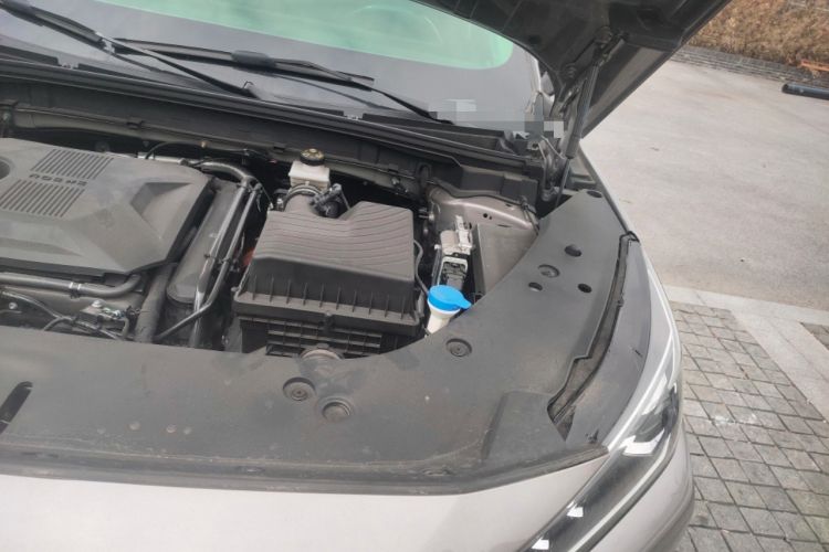 Used Roewe D5X DMH 2024 135 Tech Edition Engine Bay Left