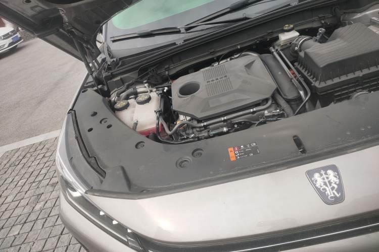 Used Roewe D5X DMH 2024 135 Tech Edition Engine Bay Right