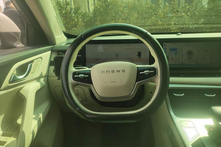Used Roewe D5X DMH 2024 135 Tech Edition Steering Wheel