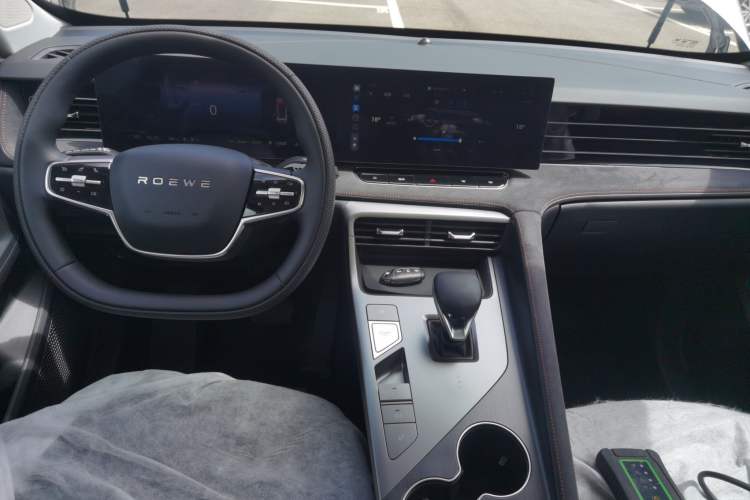 Used Roewe D5X DMH 2024 135 Flagship Edition Center Console