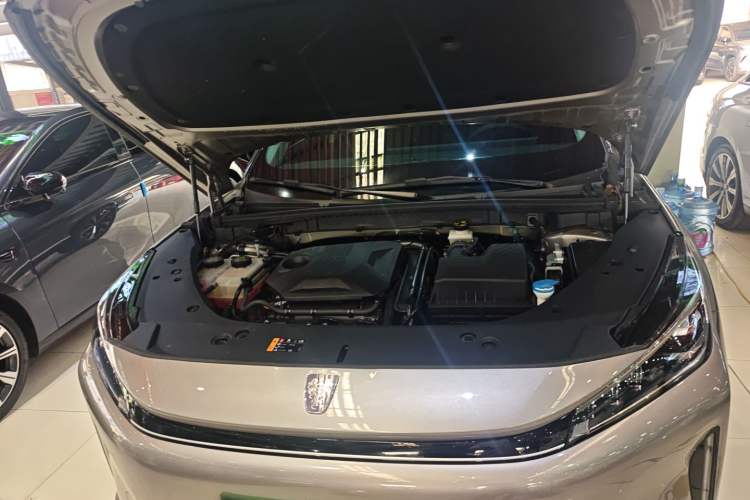 Used Roewe D5X DMH 2024 135 Flagship Edition Engine Bay