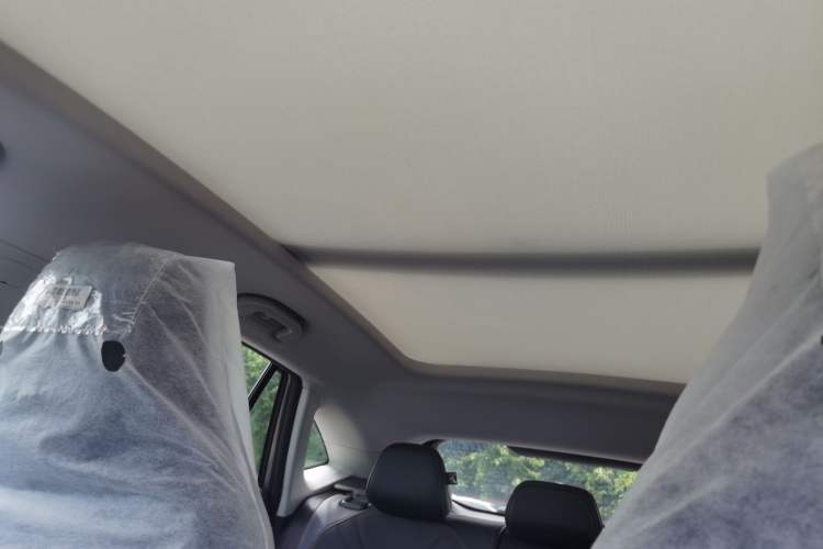Used Roewe D5X DMH 2024 135 Flagship Edition Headliner