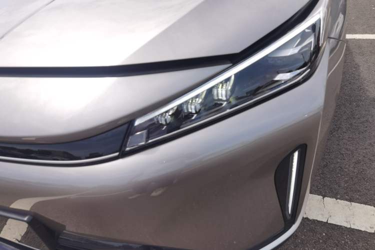 Used Roewe D5X DMH 2024 135 Flagship Edition Left Front Headlight