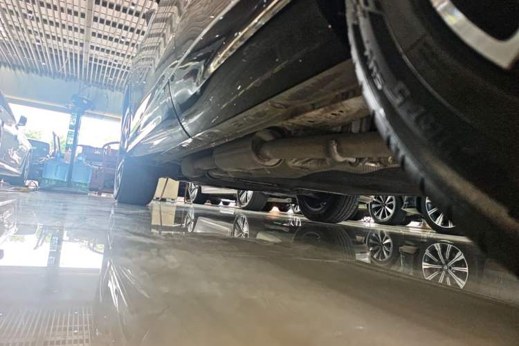 Used Roewe D5X DMH 2024 135 Flagship Edition Left Side Sill