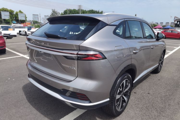 Used Roewe D5X DMH 2024 135 Flagship Edition Rear Right 45 Deg
