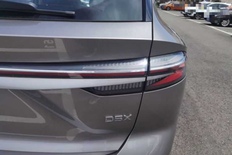Used Roewe D5X DMH 2024 135 Flagship Edition Right Rear Taillight