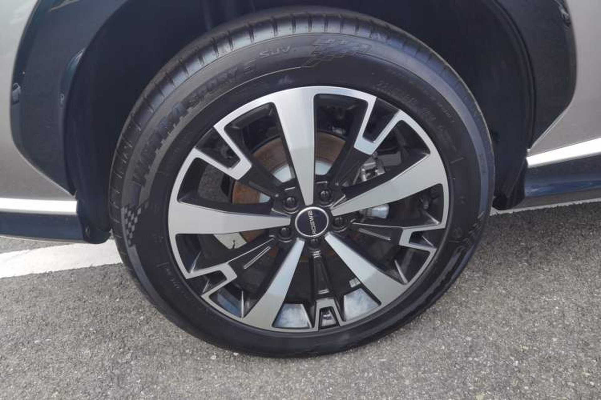 Used Roewe D5X DMH 2024 135 Flagship Edition Right Rear Wheel Hub