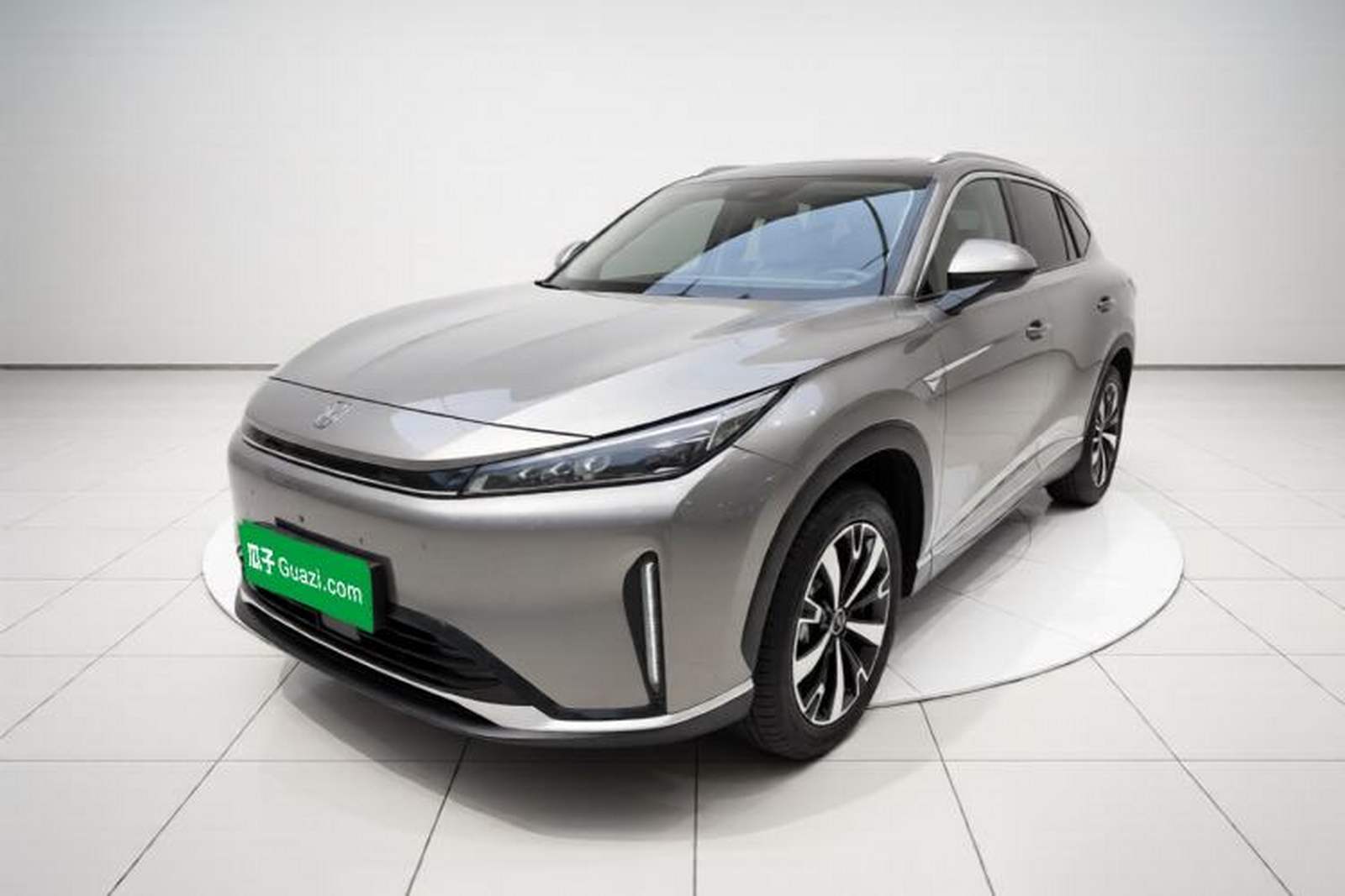 Фото Roewe с площадки