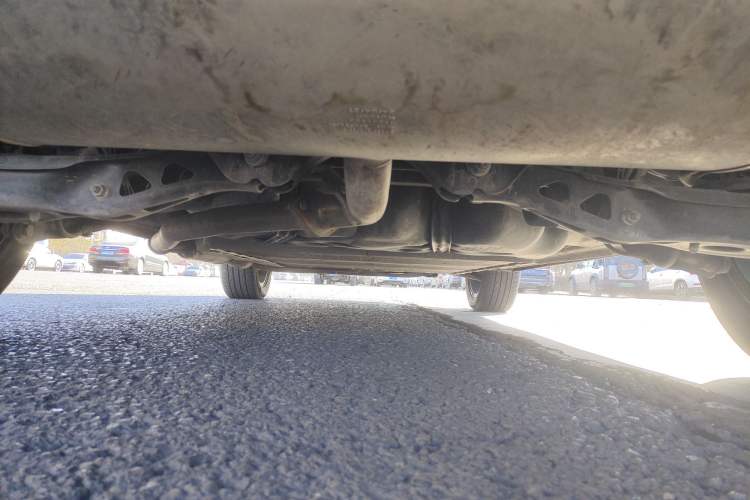 Used Roewe D5X DMH 2024 135 Flagship Edition Chassis Rear