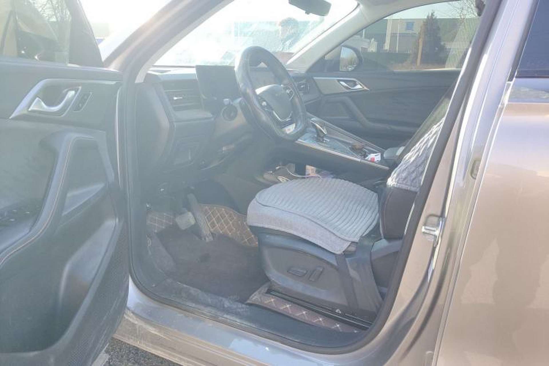 Used Roewe D5X DMH 2024 135 Flagship Edition Driver Seat