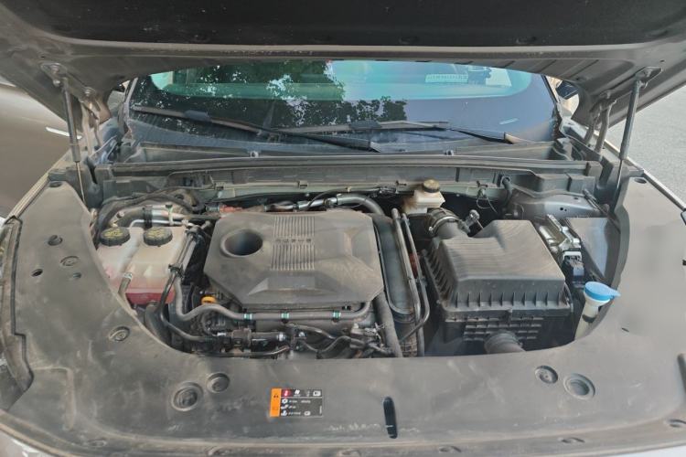 Used Roewe D5X DMH 2024 135 Tech Edition Engine Bay