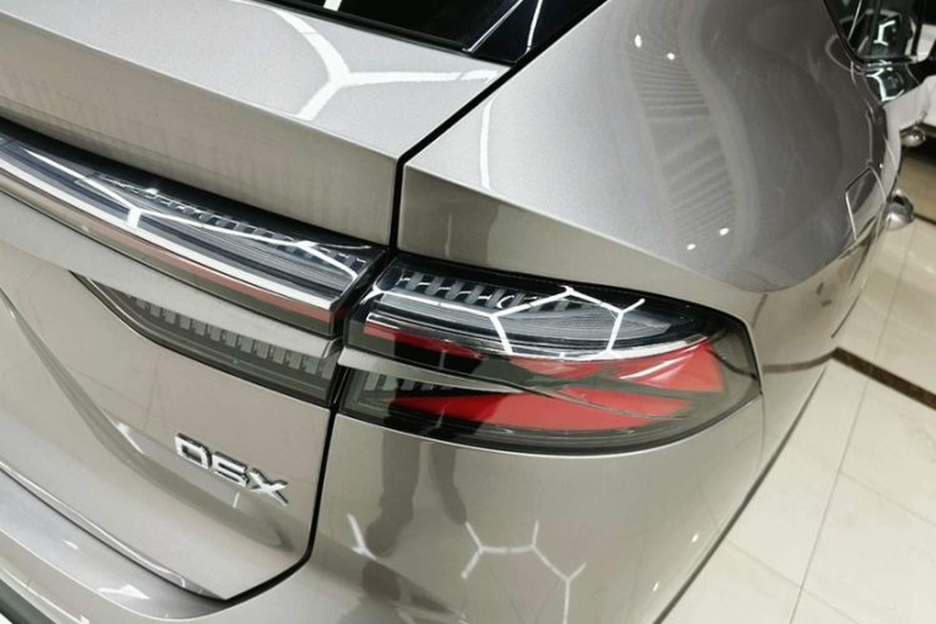 Used Roewe D5X DMH 2024 135 Flagship Edition Exterior 2