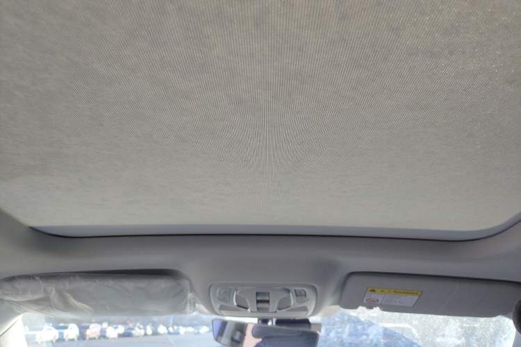 Used Roewe D5X DMH 2024 135 Flagship Edition Headliner