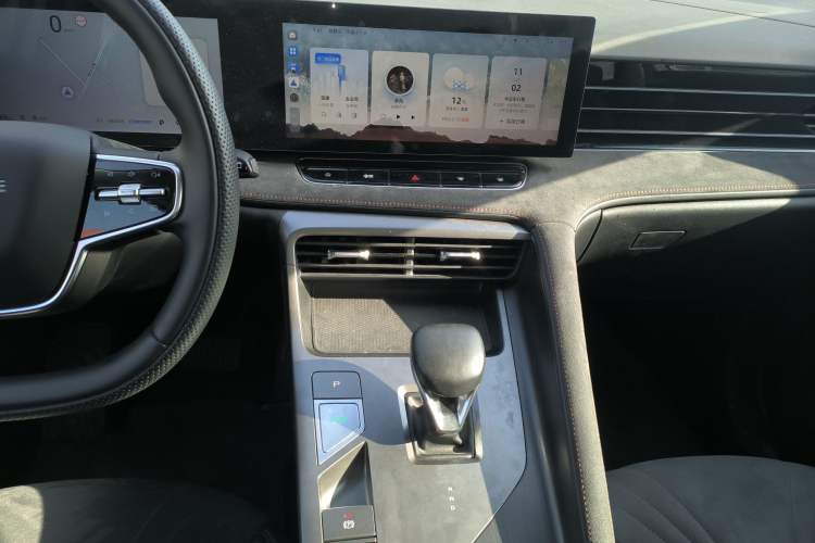 Used Roewe D5X DMH 2024 135 Tech Edition Audio And AC Panel