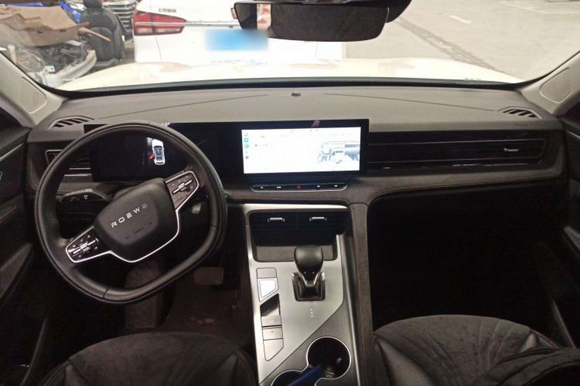 Used Roewe D5X DMH 2024 135 Tech Edition Center Console