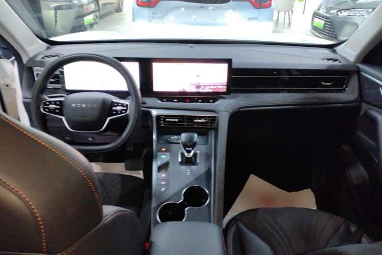 Used Roewe D5X DMH 2024 135 Tech Edition Center Console