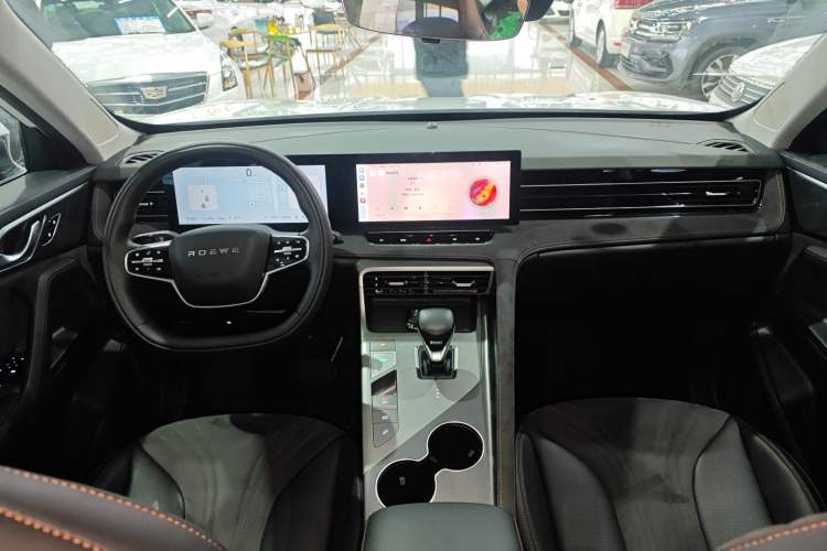 Used Roewe D5X DMH 2024 135 Tech Edition Center Console