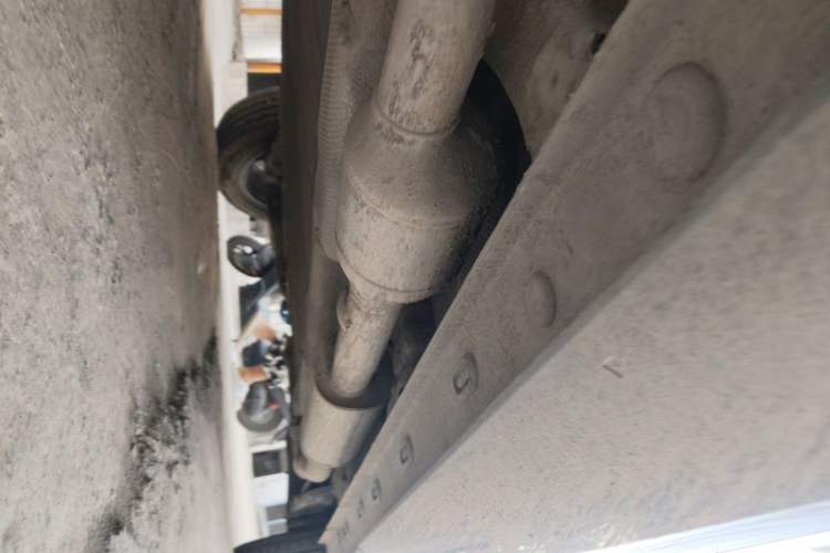 Used Roewe D5X DMH 2024 135 Flagship Edition Chassis Front Left