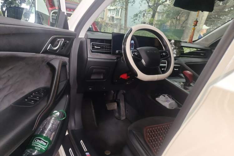 Used Roewe D5X DMH 2024 135 Tech Edition Driver Seat