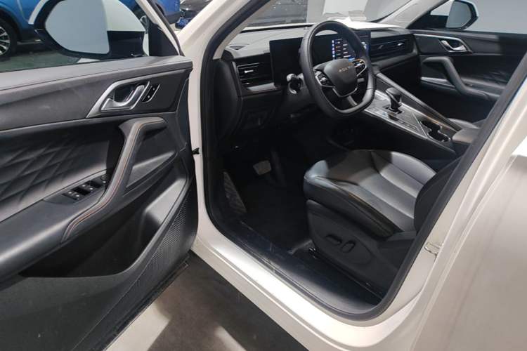 Used Roewe D5X DMH 2024 135 Luxury Edition Driver Seat