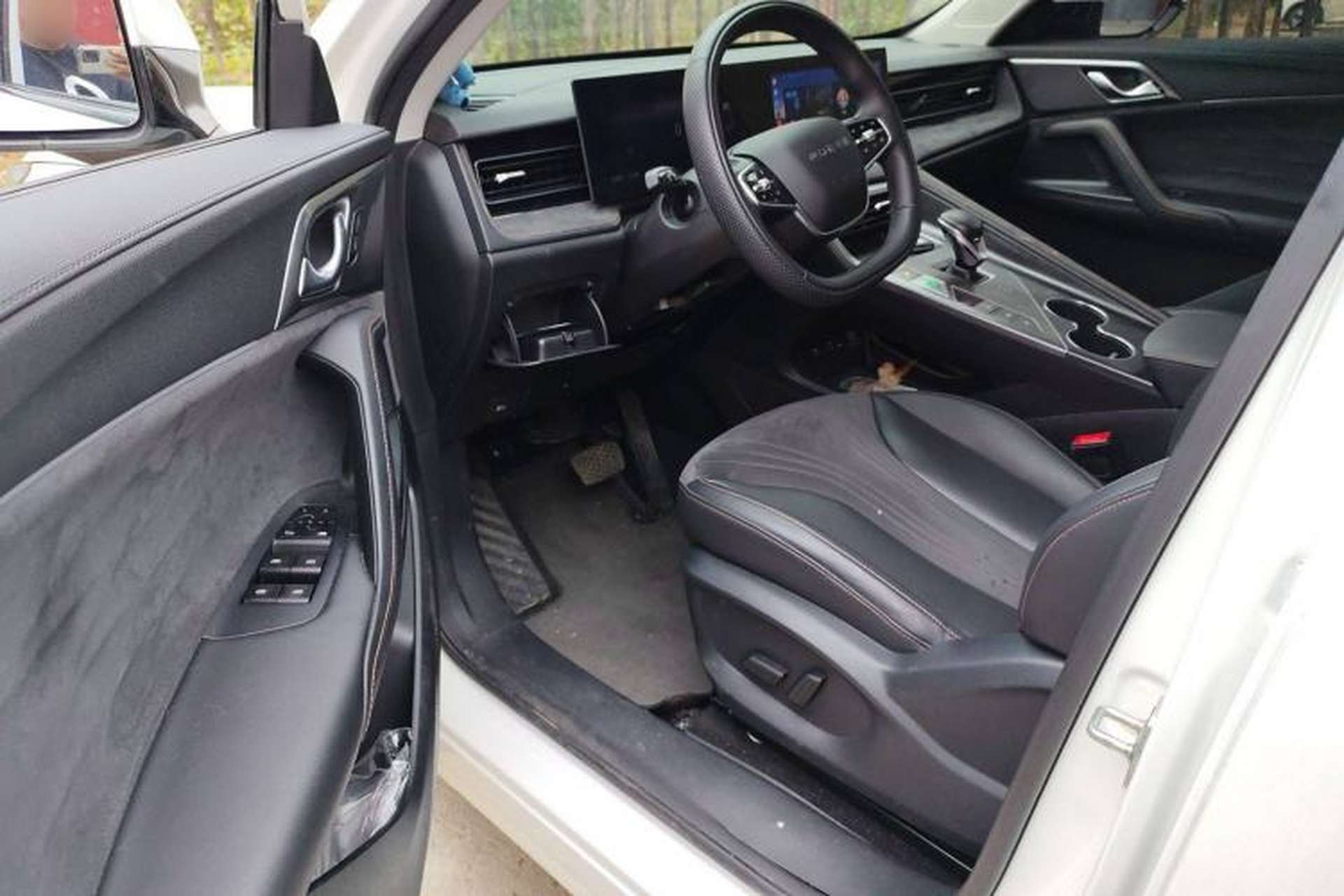 Used Roewe D5X DMH 2024 135 Tech Edition Driver Seat
