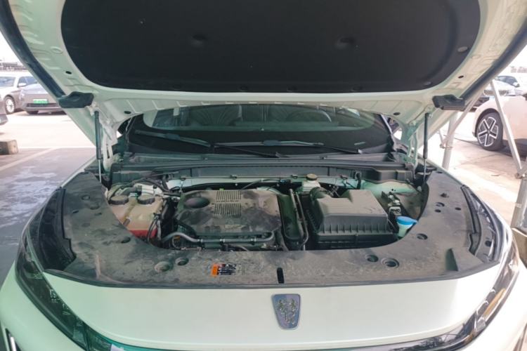 Used Roewe D5X DMH 2024 135 Tech Edition Engine Bay