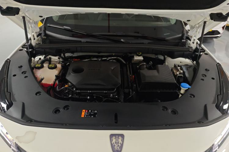 Used Roewe D5X DMH 2024 135 Tech Edition Engine Bay