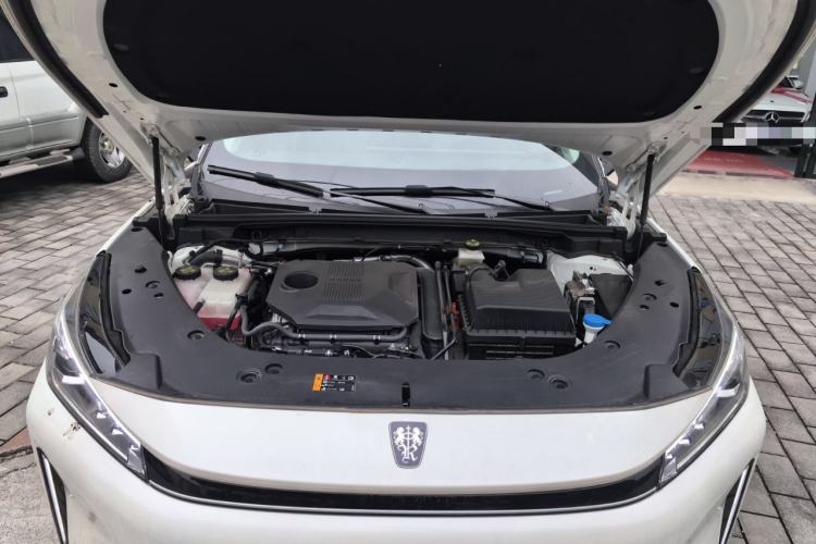Used Roewe D5X DMH 2024 135 Luxury Edition Engine Bay