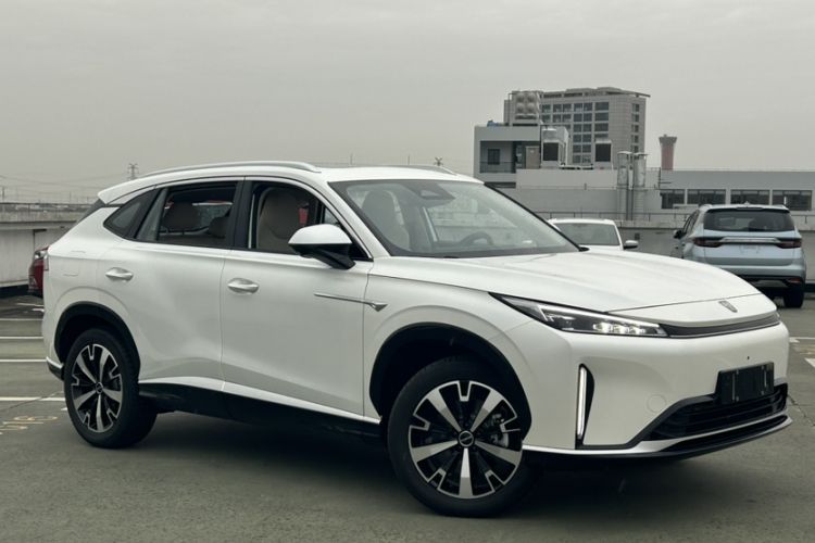 Used Roewe D5X DMH 2024 135 Tech Edition Exterior 1