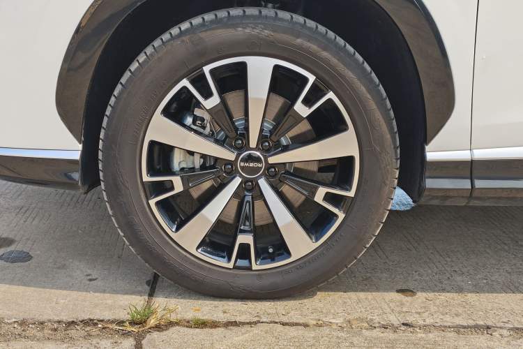 Used Roewe D5X DMH 2024 135 Tech Edition Exterior 10
