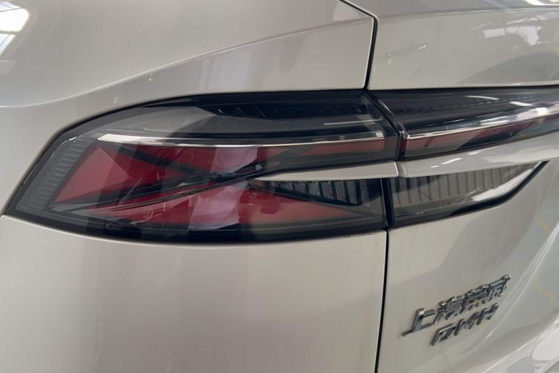 Used Roewe D5X DMH 2024 135 Tech Edition Exterior 13
