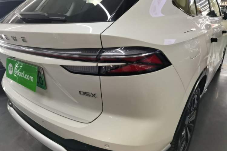 Used Roewe D5X DMH 2024 135 Tech Edition Exterior 3
